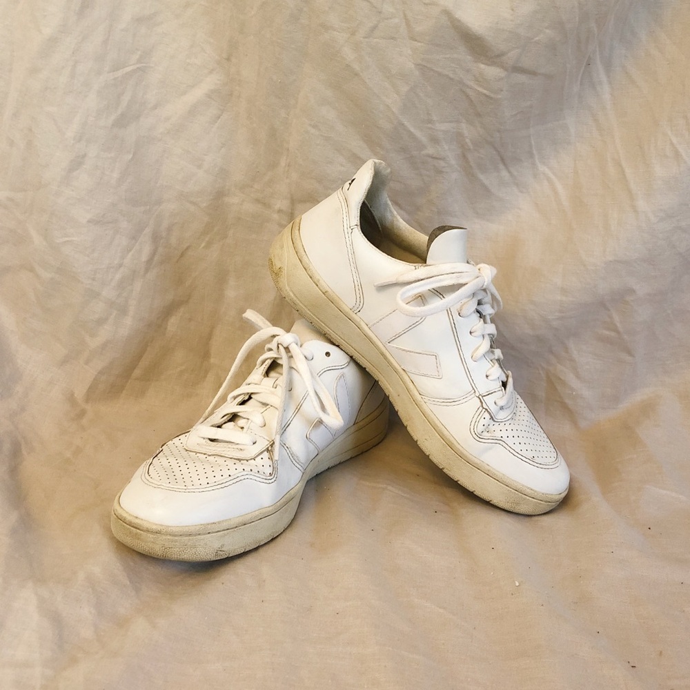 Veja V10 White Lol top sneaker